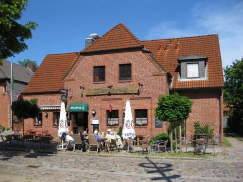 Hotel Dorfkrug Grabau Exterior foto